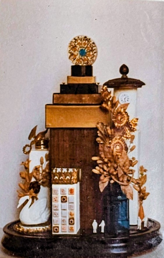 1974 Le casque et la plume de Don Quichotte de la manche